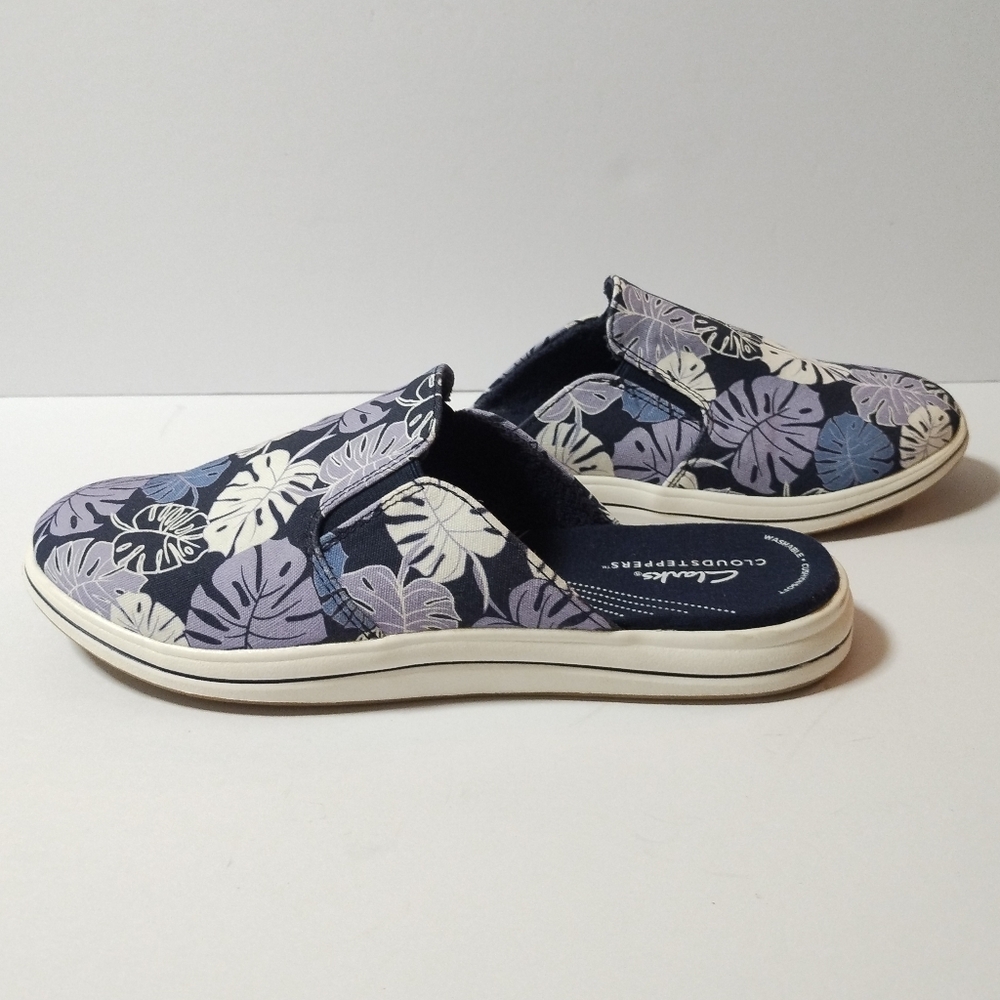 Clarks Cloudsteppers Canvas Mules Breeze Shore Navy &  Lavender Palm Size 9W